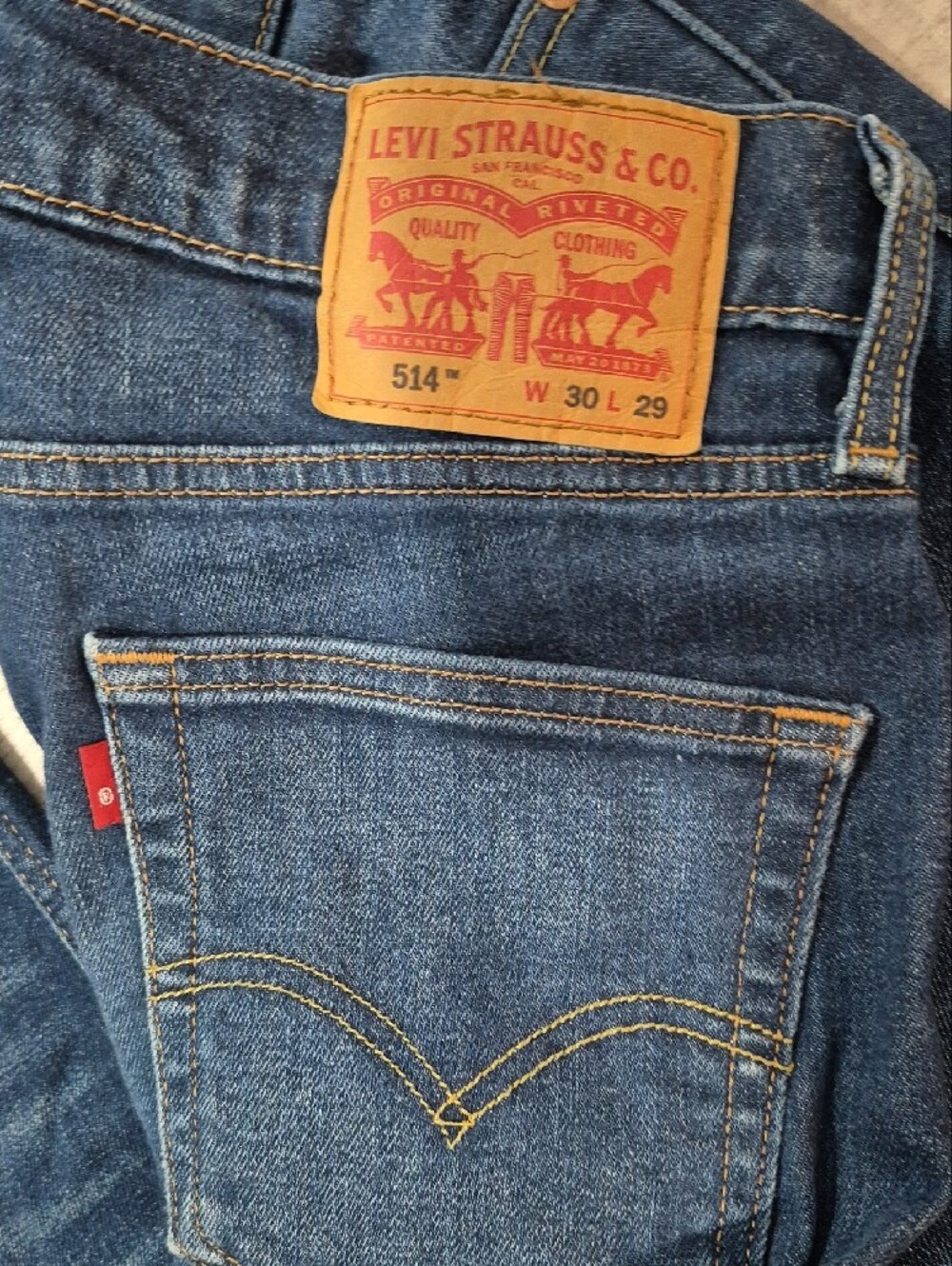 Levi's Slim Straight Jeans in Blue Denim - Picture 2 of 5